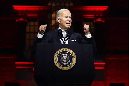 929AB2CF F8F9 470D B656 E622F8E0F616.jpg