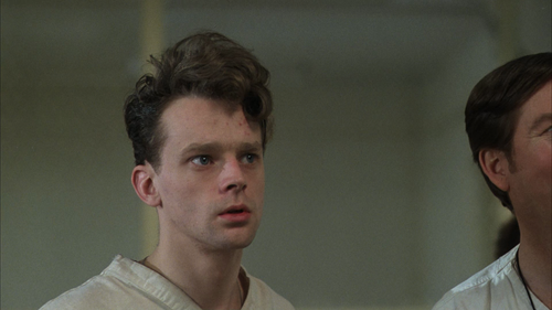 One.Flew.Over.the.Cuckoo's.Nest.1975.1080p.BluRay.DD5.1.3Audio.x265 10bit HDS.mkv 20220904 210924.31.png