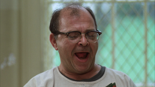 One.Flew.Over.the.Cuckoo's.Nest.1975.1080p.BluRay.DD5.1.3Audio.x265 10bit HDS.mkv 20220904 210920.97.png