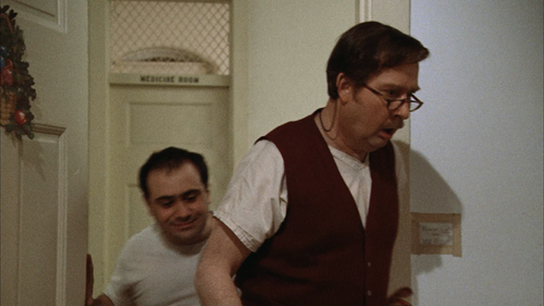One.Flew.Over.the.Cuckoo's.Nest.1975.1080p.BluRay.DD5.1.3Audio.x265 10bit HDS.mkv 20220904 210933.43.png