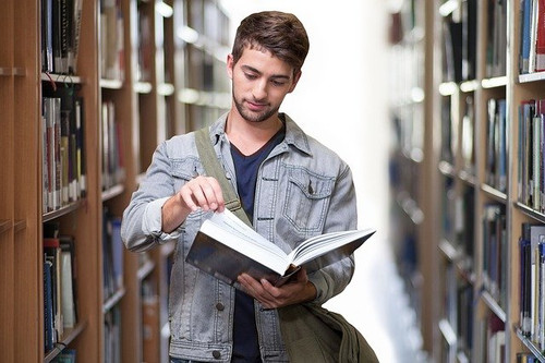 college student g7df039628 640.jpg