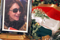 maria grazia cutuli afghanistan 2001.jpg