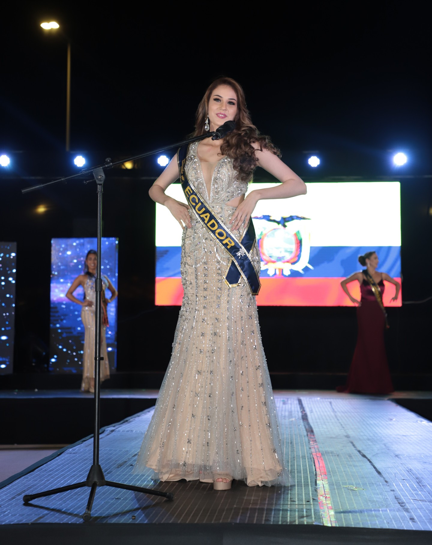 candidatas a miss continentes unidos 2022. final: 6 agosto. - Página 12 8MIa5J