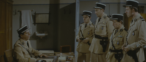 Le.Gendarme.De.Saint.Tropez.1964.1080p.Pad HDR.UHD.BluRay.AAC.2Audio.x265 10bit HDSPad.mp4 20220725 .png