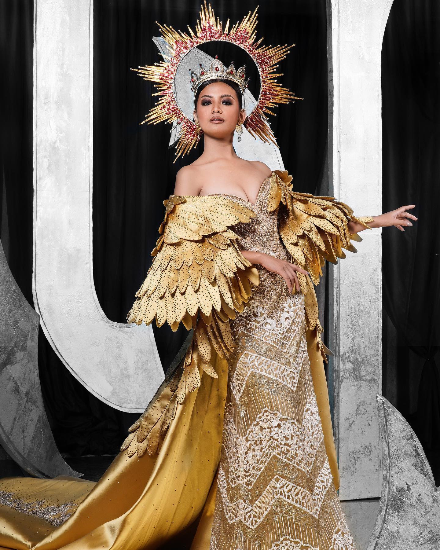 tracy maureen perez vence miss world philippines 2021.  - Página 26 ADscxI