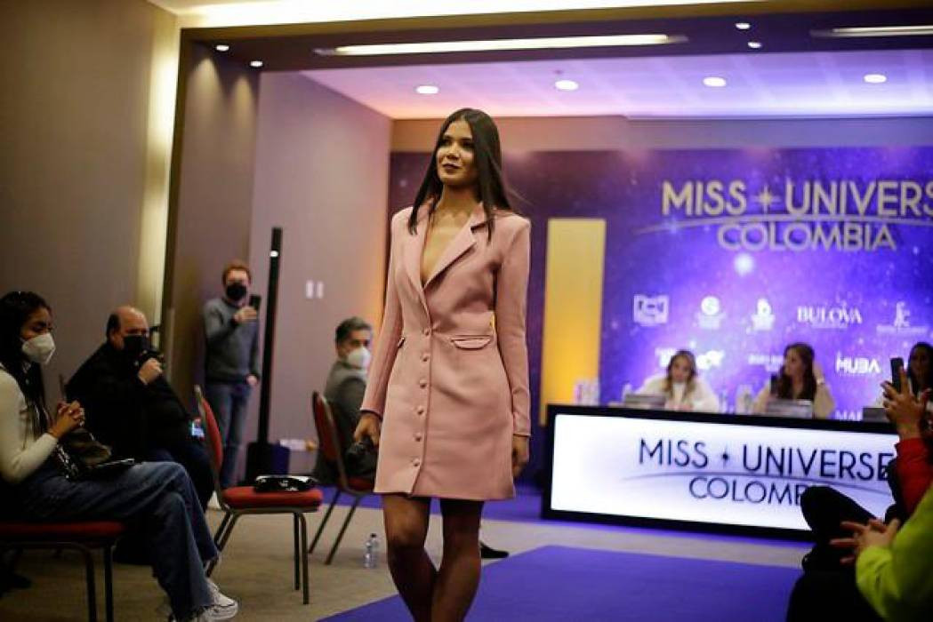 Arrancaron las primeras pruebas para Miss Universe Colombia 2021 AEv8Na