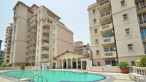 DLF Beverly Park 1 Gurgaon for Sale | Luxury Flats & Penthouses on MG Road.jpg