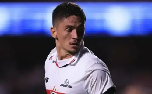 São Paulo sofre desfalque importante: Pablo Maia fratura nariz durante treinamento