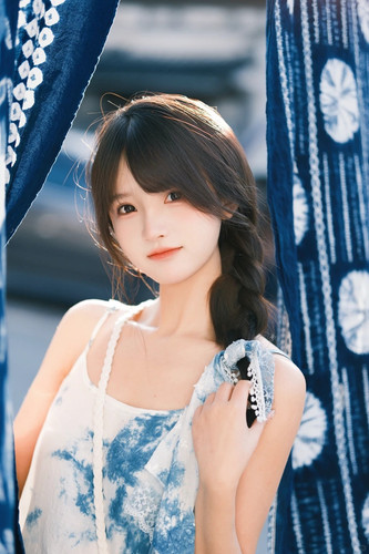 在大理拍的扎染写真 2 一口吃不夏 来自小红书网页版.jpg