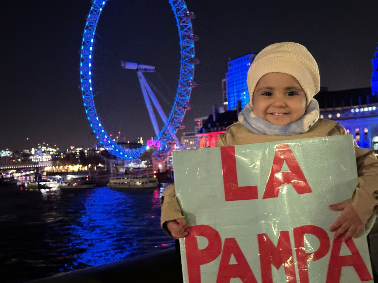 Regresa Ambar, la niña pampeana que fue trasplantada en Londres
