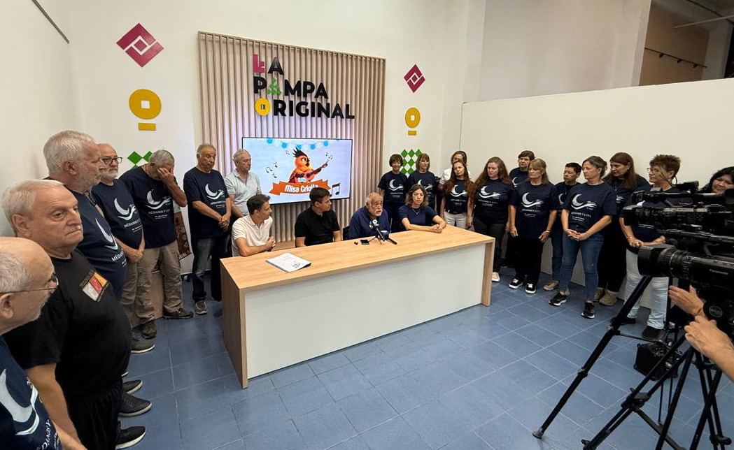 Telén recibe la Misa Criolla del Coro Médanos y Luna en Semana Santa