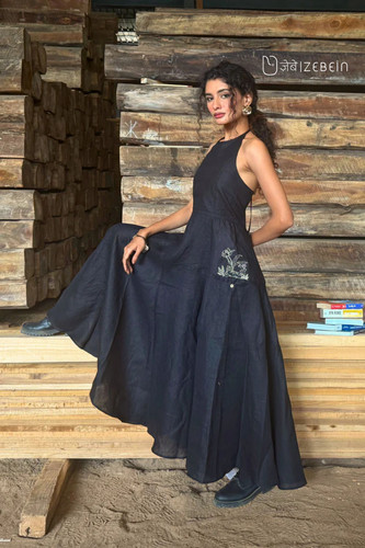 Zebein 100% Pure Linen Halter Neck Dress A summer staple.jpg