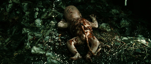 Perfume The.Story.of.a.Murderer.2006.2160p.UHD.BluRay.CZ SK EN.DTS HD.MA.5.1.HDR.x265 Tigole.mkv 202.jpg