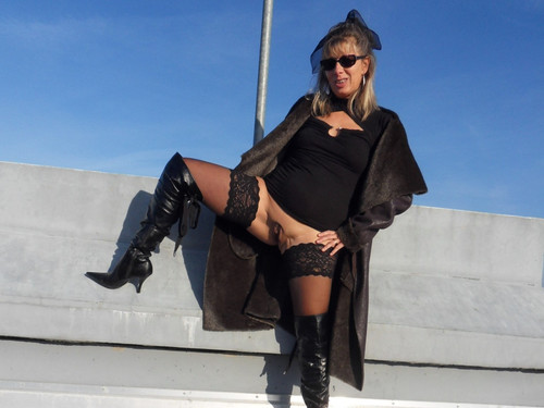 Lisa exhibition parking Leclerc a Rennes 03.jpg