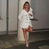 Lisa fait sa pute la nuit en ville 01