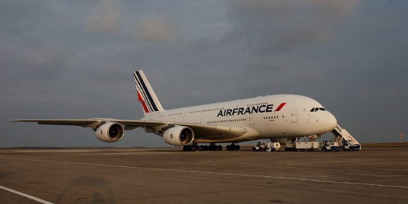 شركة الطيران الفرنسية تعلن تمديد إلغاء رحلاتها الجوية من وإلى الاحتلال حتى 19 الشهر القادم....