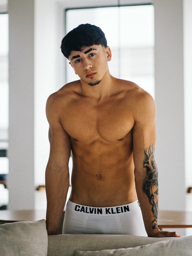 naur 1750116044 3656560867094230824 235410181.jpg