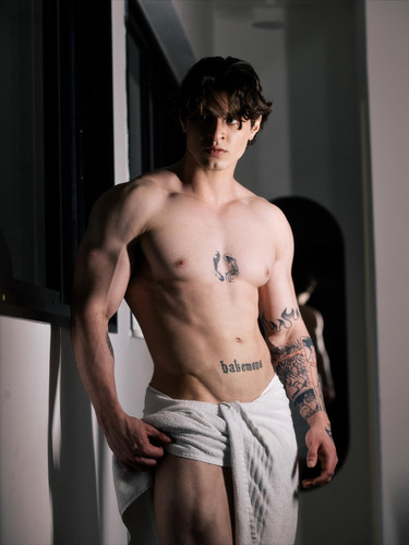 andros.o 1763770062 3771099068555419678 77960381087.jpg