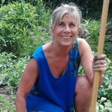 Lisa jardine le cul à l'air 10