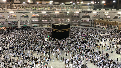 4 Star Deluxe Umrah Package (2).jpg