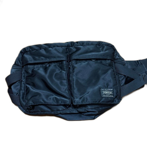 m18834424730 1 bg removed.jpg