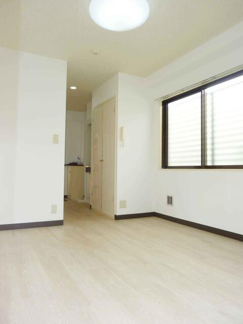 3dc107696ca2.jpg