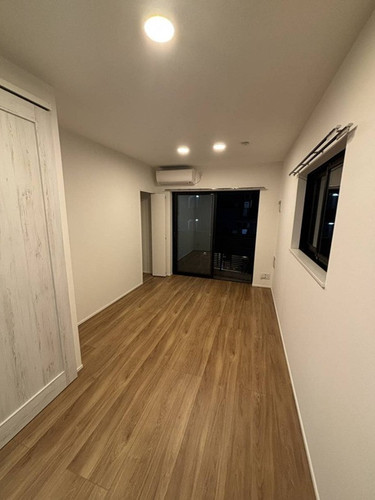 e2c559b55765.jpg