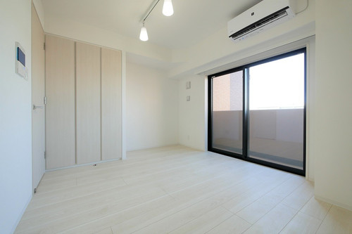 ef14b7880161.jpg