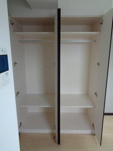 049039559b42.jpg