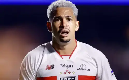 Luciano defende Roger Machado e redireciona culpa para o desempenho em campo