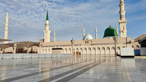Affordable umrah package uk Alhaddi Travel.jpg