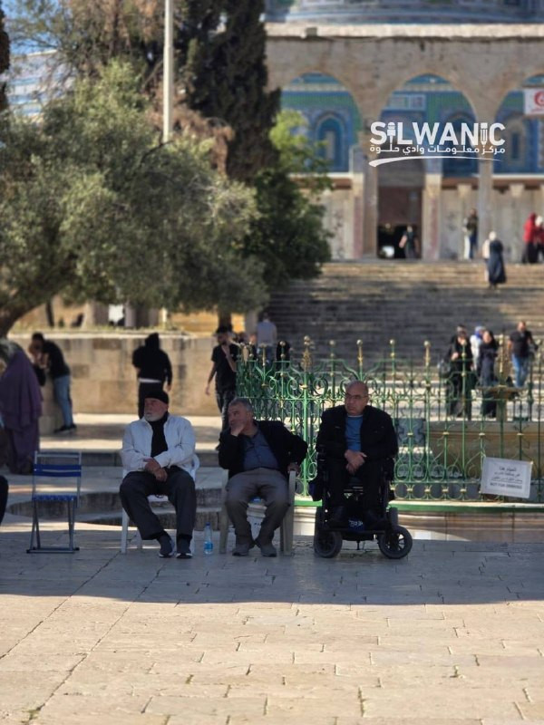 صور من باحات المسجد الأقصى، قبل قليل....