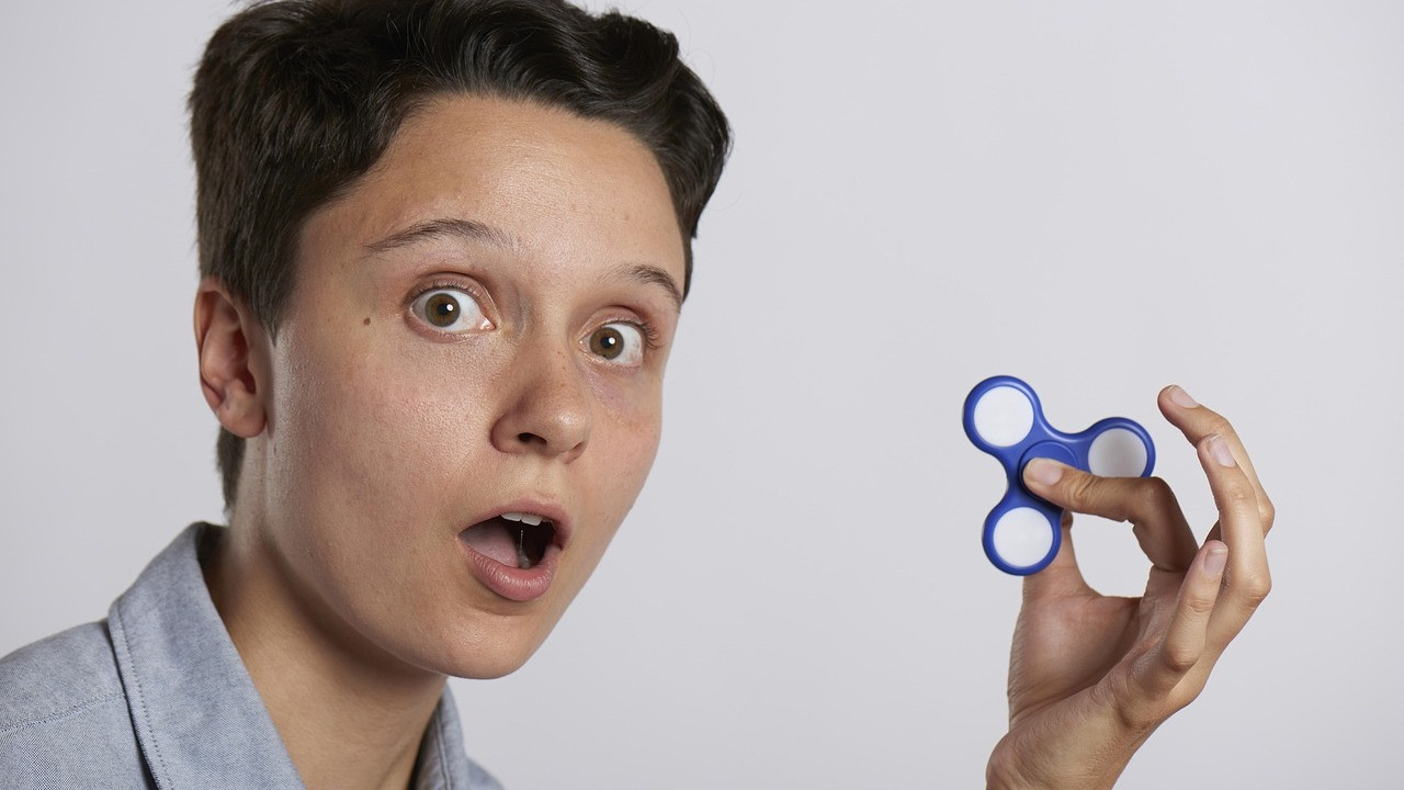 Mengapa Memilih Game Sebagai Alat Pijat Emosi?