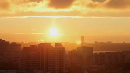 sunrise over city skyline early in the morning rwekk ti thumbnail 1080 15.jpg