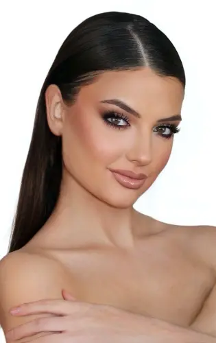 Miss RNB Cordoba 2026 Paz Ortiz Profile Headshot.webp