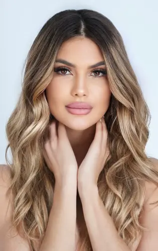 Miss RNB Girona 2026 Meritxell Vidal Profile Headshot.webp