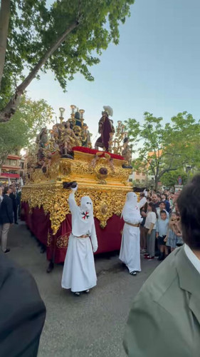 2uGYBhXgM gkWtMj.jpg