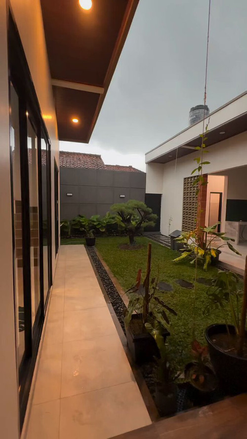 pI RRS7TDmx7DDCY.jpg