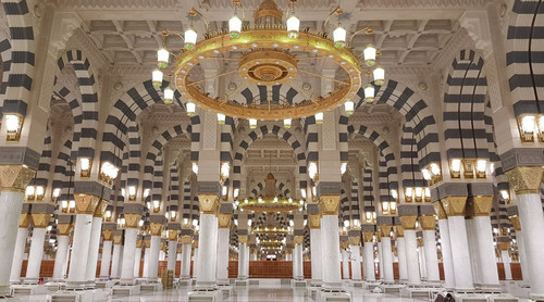 Book Umrah Packages from California  Umrah Travel Agency Salah Travels..jpg