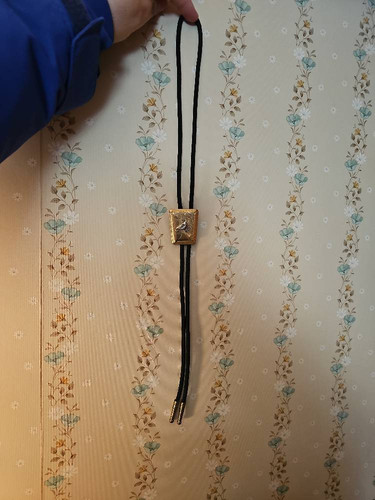 5f2e332879ec.jpg