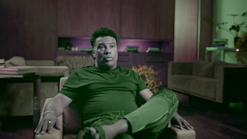 Ronaldinho.The.One.and.Only.S01E03.DV.2160p.WEB.h265 EDITH.0:41:59.png