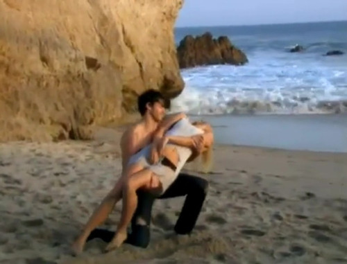Bold and the Beautiful, The 2011 05 03 Katherine Kelly Lang faint 1.jpg