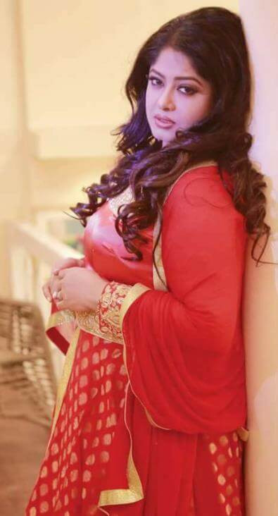 Moushumi Salwar Kameez Pic.jpg