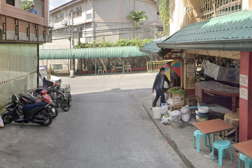 center crop.jpg
