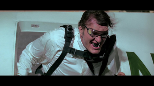 007之太空城.Moonraker.1979.1080p.TWN.BluRay.x265.10bit.DTS HD.MA.5.1 UBits 000347.jpg