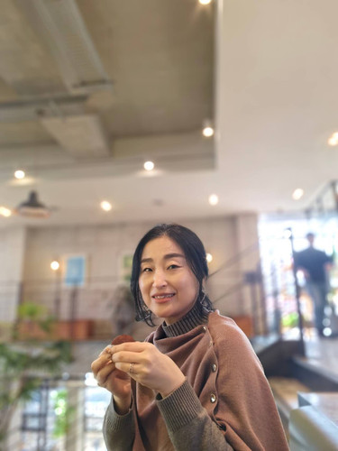 woman happy.jpg
