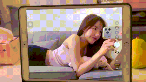 Chompoo 260426 3.gif