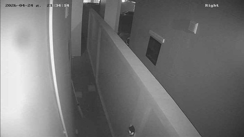 2b12505f5032.jpg