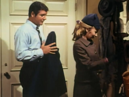 cap Nanny and the Professor S01E01 Nanny Will Do 00 08 48 02.png