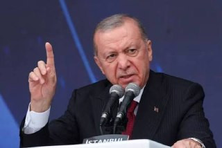 بعد الهجوم على القنصلية الإسرائيلية.. أردوغان: ندين بشدة الهجوم الغادر في منطقة بشيكتاش بإسطنبول والذي أُحبط بفضل تدخل قوات أمننا الأبطال

- لن نسمح ب...